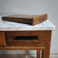 92162 Tavolo con piano in marmo, tagliere e spianatoia