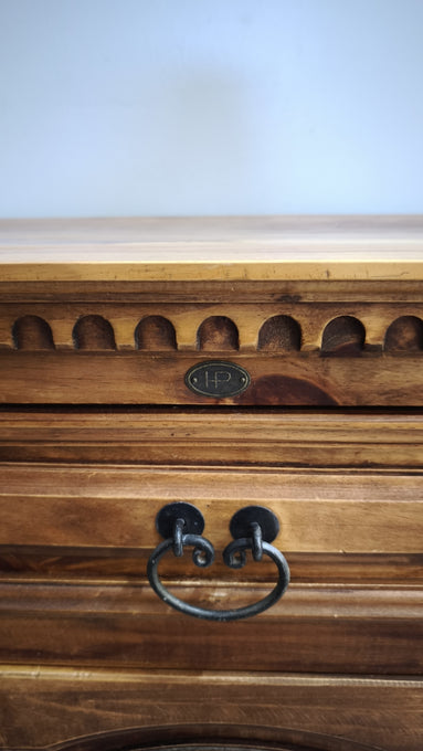 227 Servante tre cassetti e tre sportelli in legno