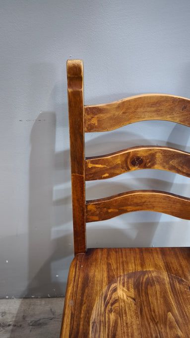 226 Set n 4 sedie in legno massello