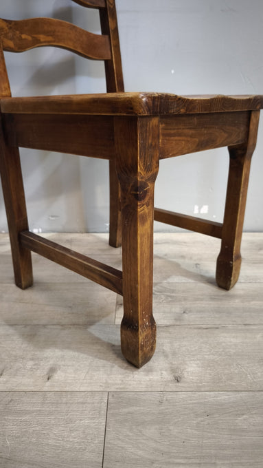 226 Set n 4 sedie in legno massello