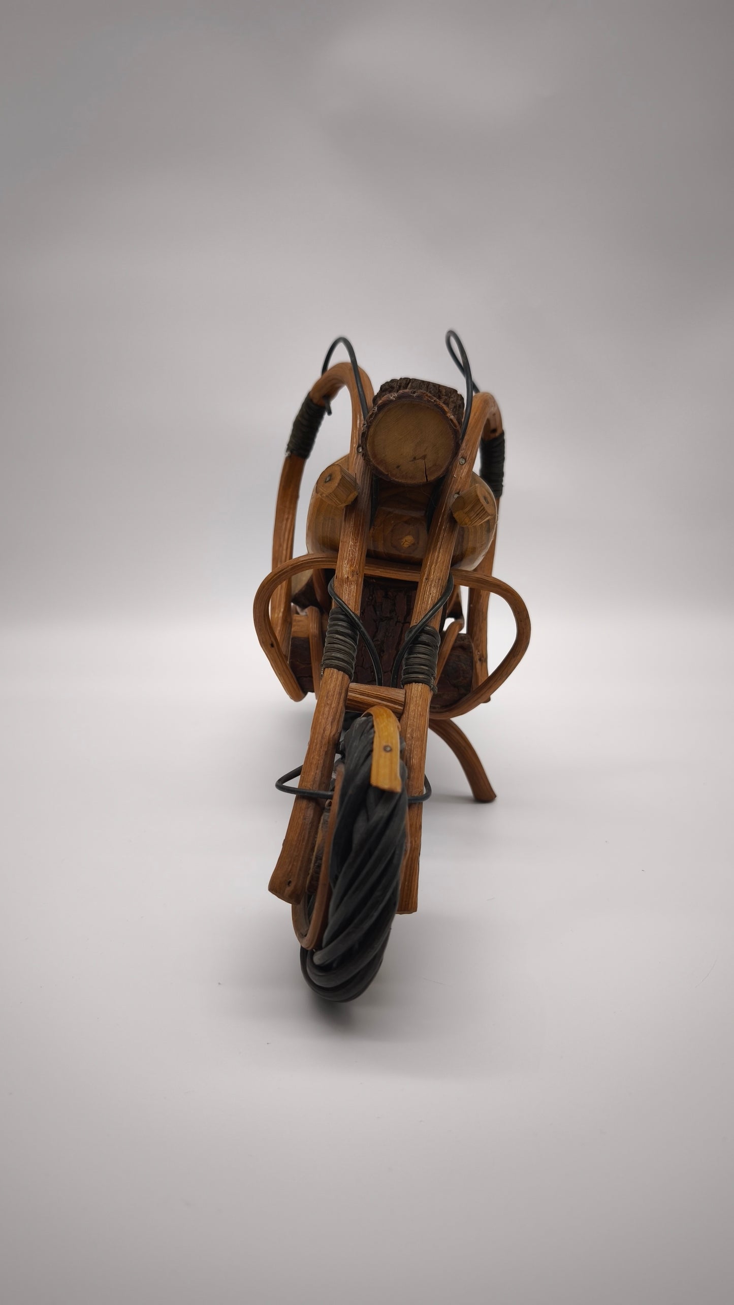 92087 Modellino moto in legno