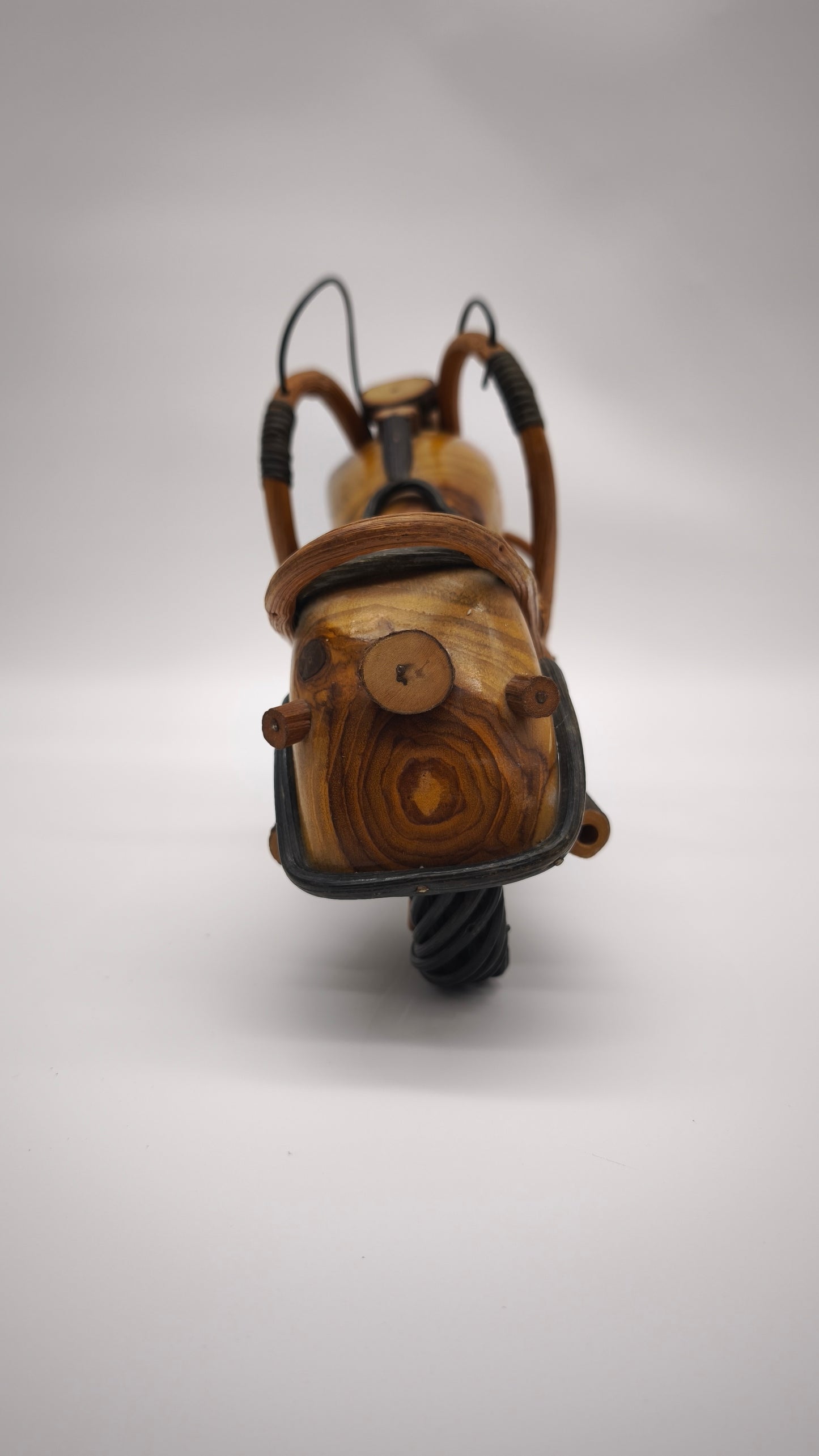 92087 Modellino moto in legno