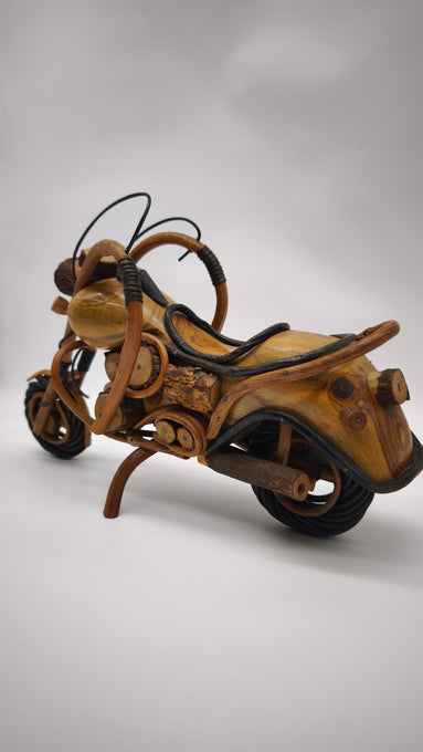 92087 Modellino moto in legno