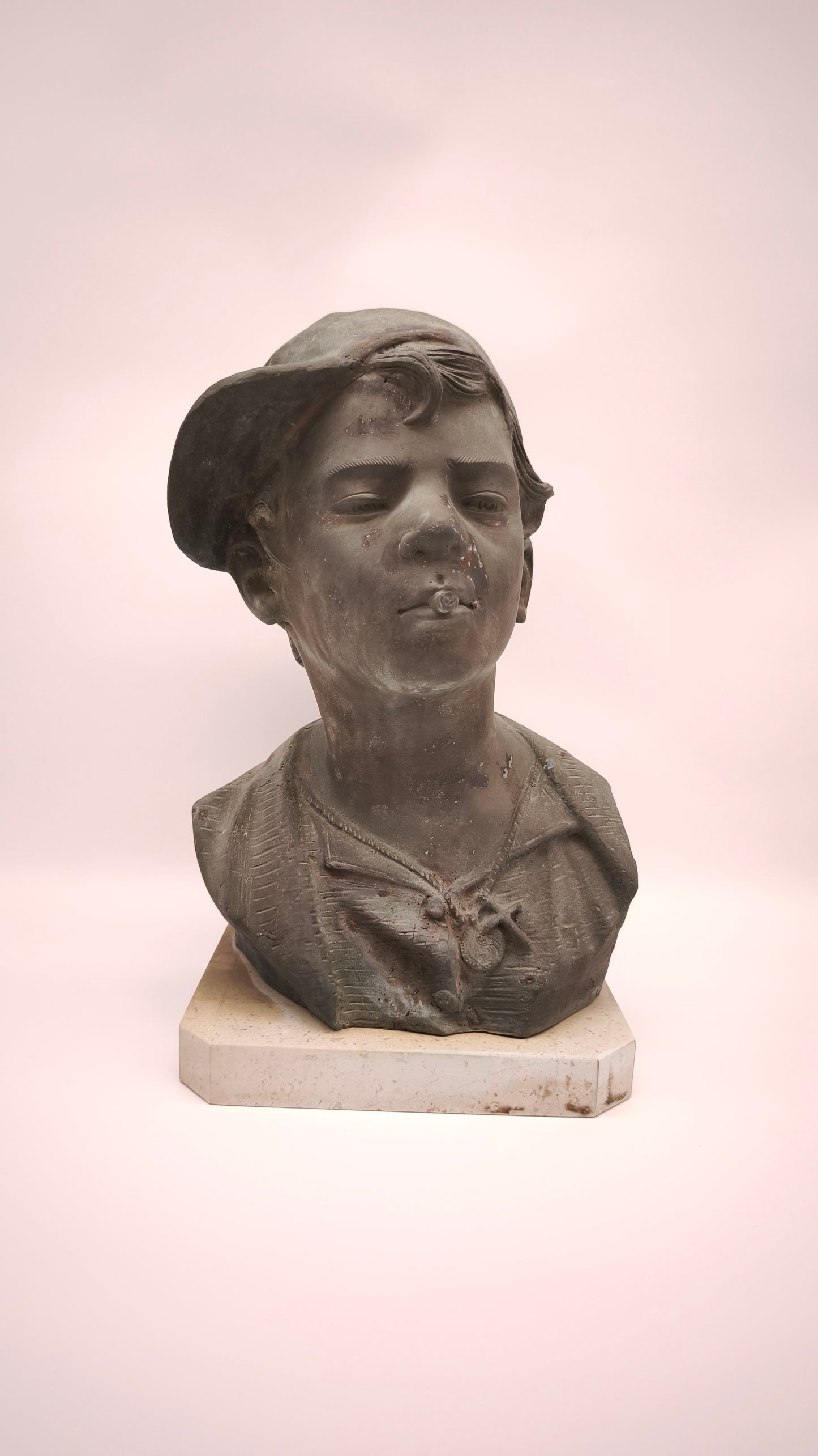 92045 Scultura in bronzo 'Scugnizzo' firmata De Martino con base in marmo