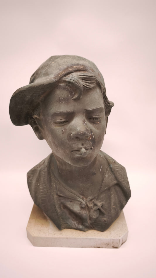 92045 Scultura in bronzo 'Scugnizzo' firmata De Martino con base in marmo