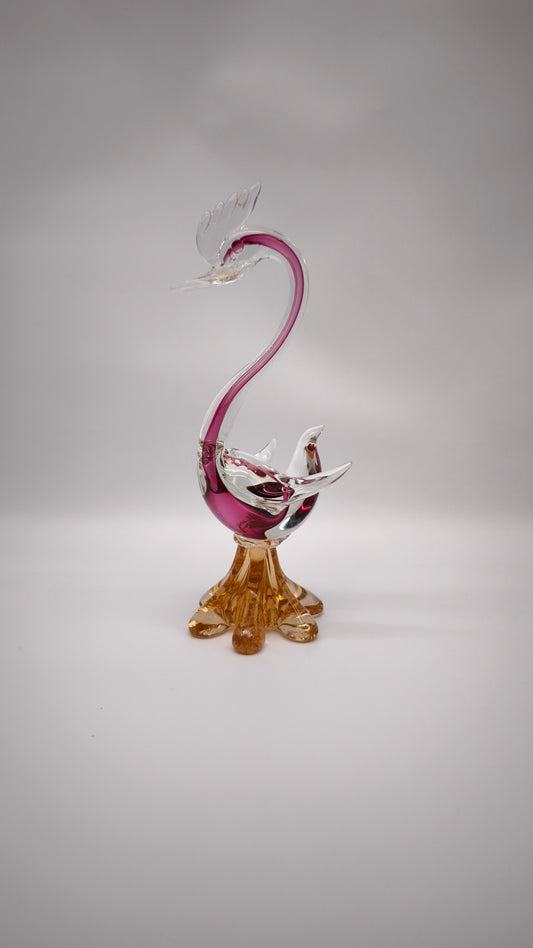 92133 Uccello in vetro di Murano con interno rosa e base arancio