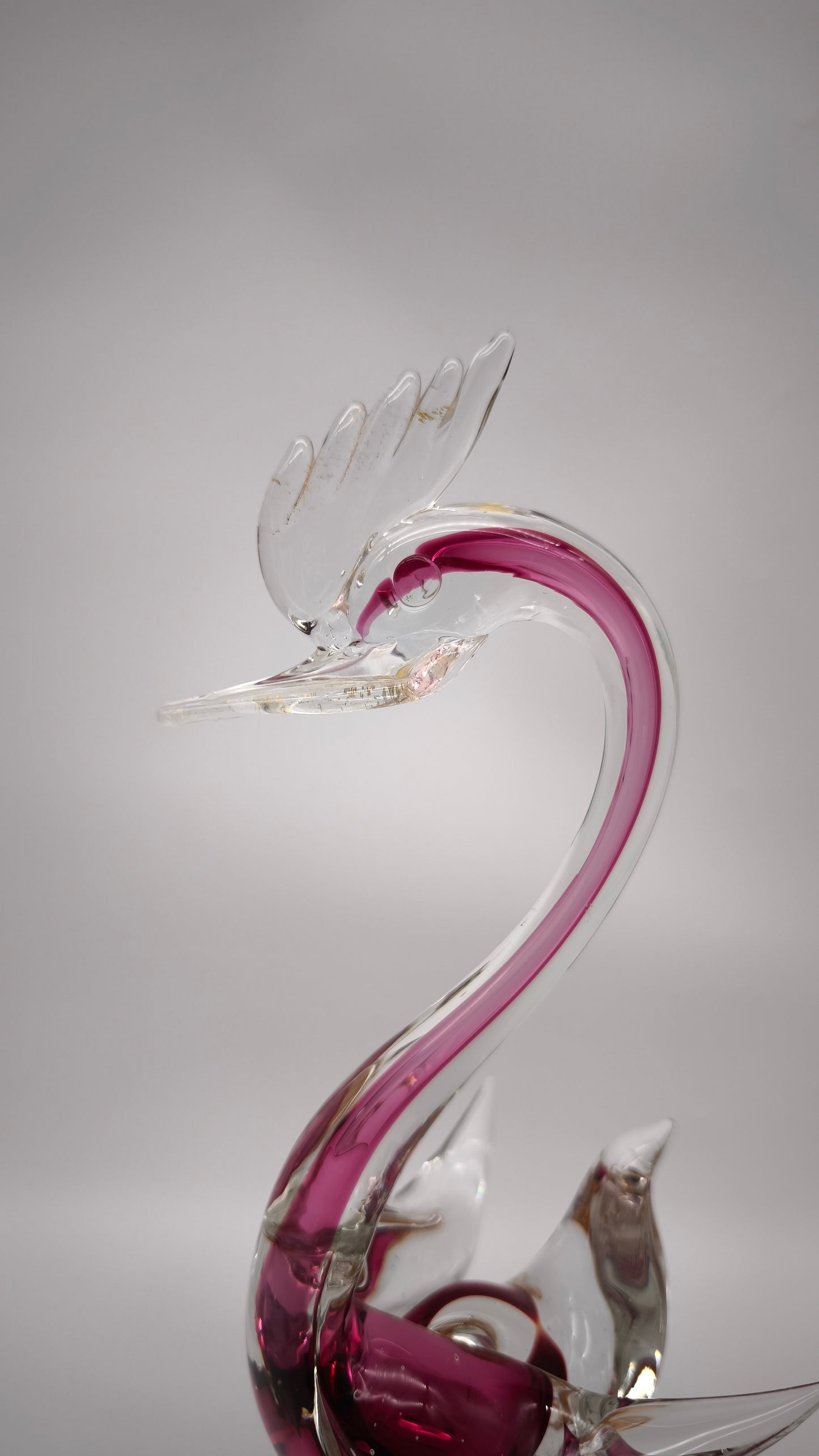 92133 Uccello in vetro di Murano con interno rosa e base arancio