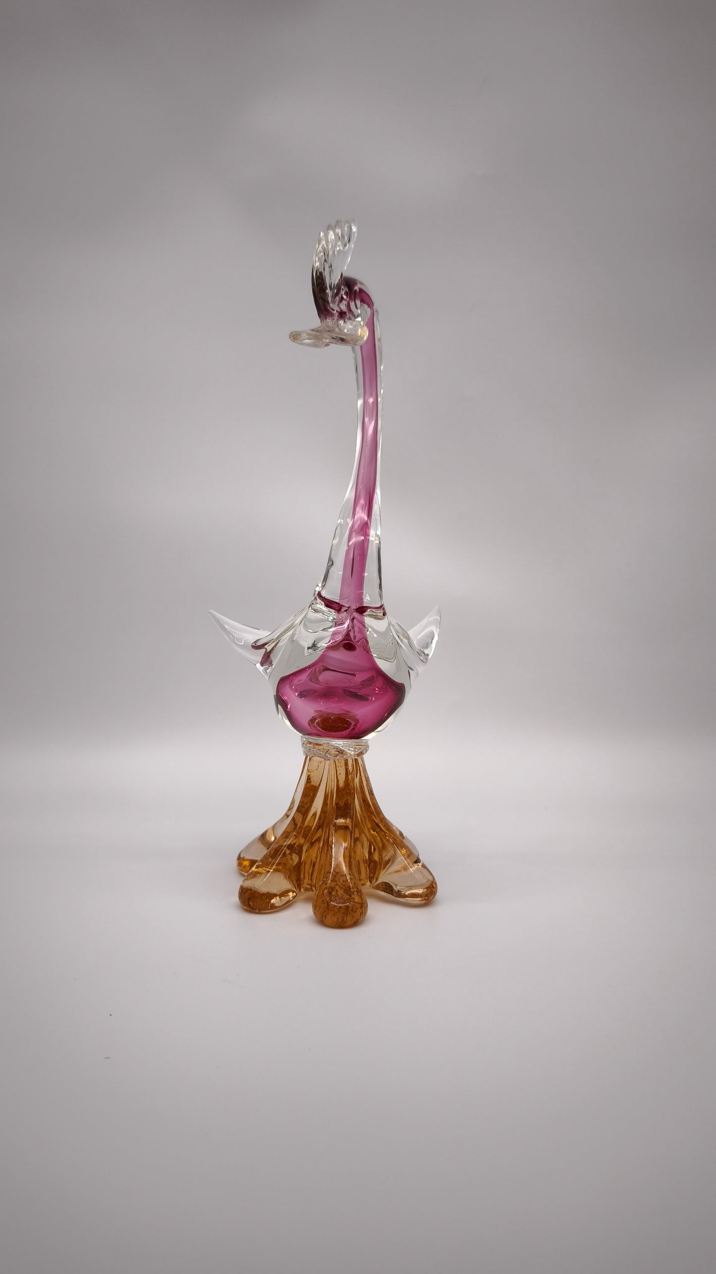 92133 Uccello in vetro di Murano con interno rosa e base arancio