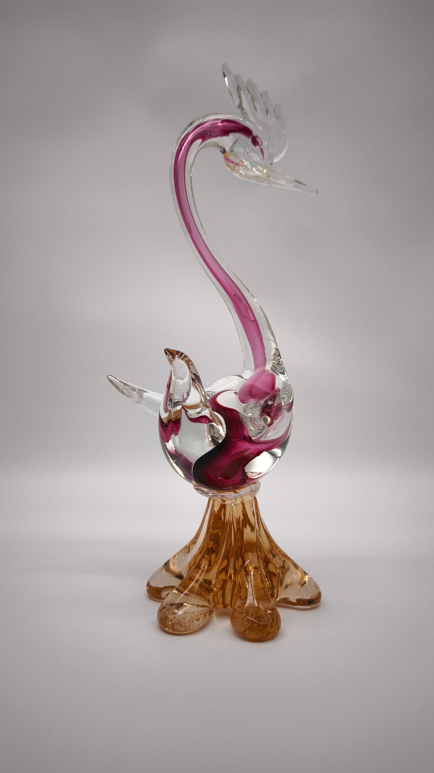 92133 Uccello in vetro di Murano con interno rosa e base arancio