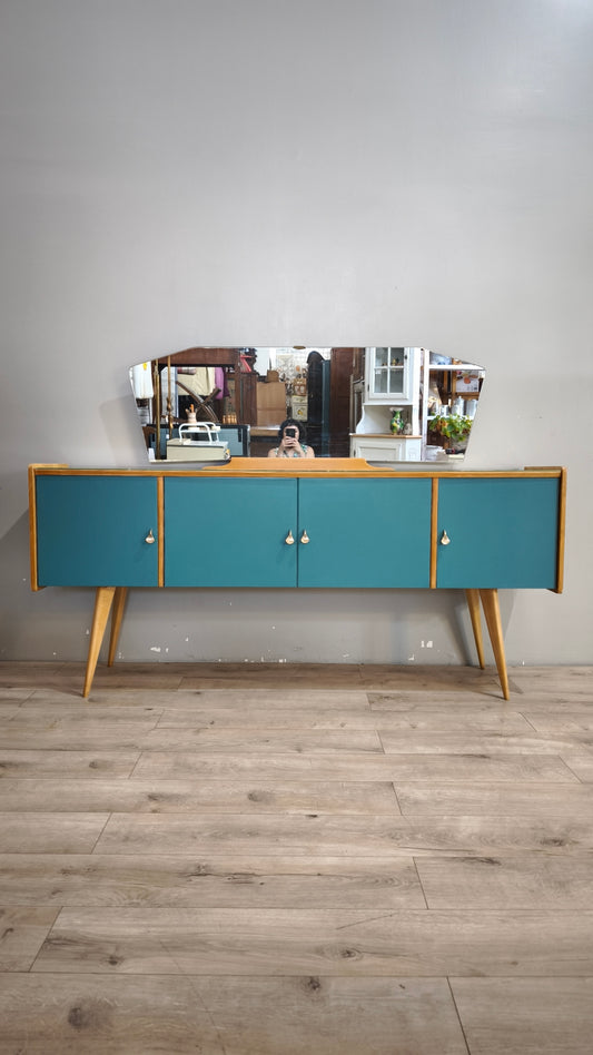 92179 Sideboard anni '60 quattro sportelli dipinta verde