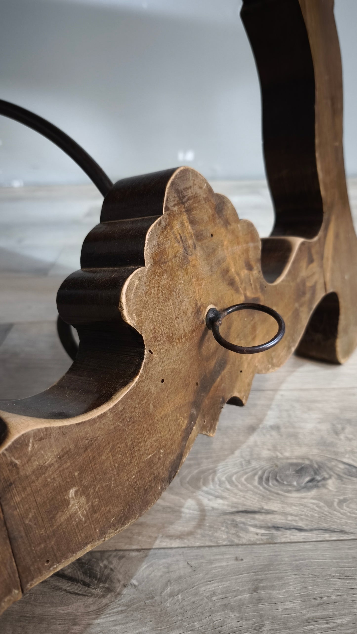 92199 Tavolo fratino in legno massello con inserti in ferro
