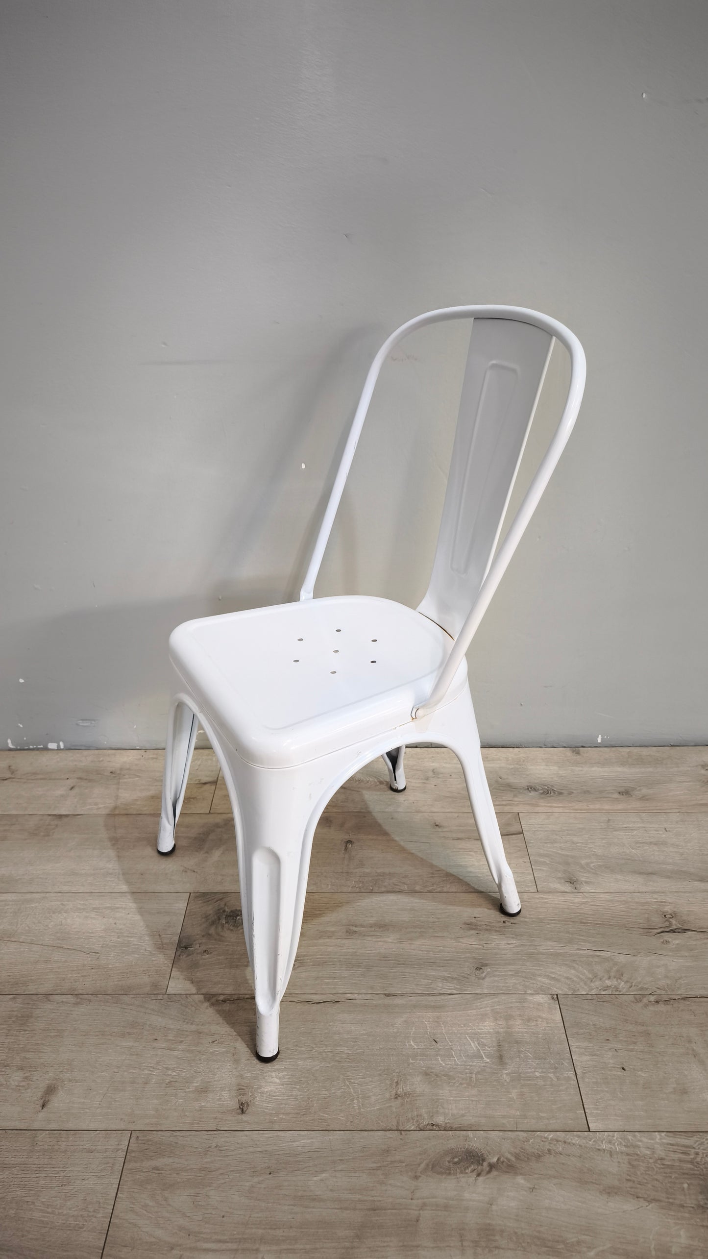 92207 Sedia singola bianca in ferro