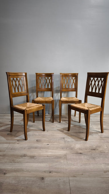 92202 Set n 4 sedie in legno con seduta in paglia