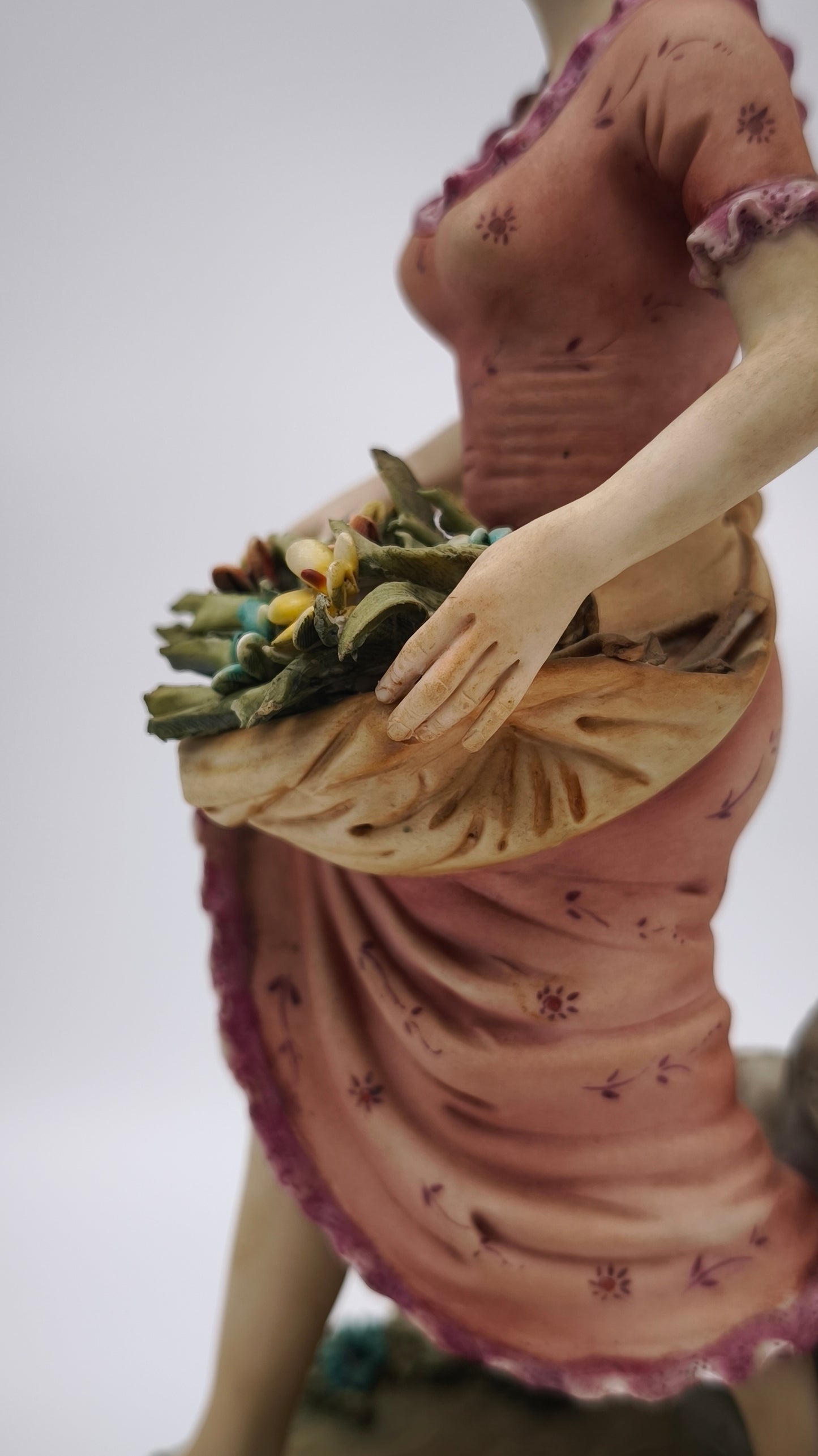 92273 Statuina Giacomo Leotti in ceramica di Capodimonte