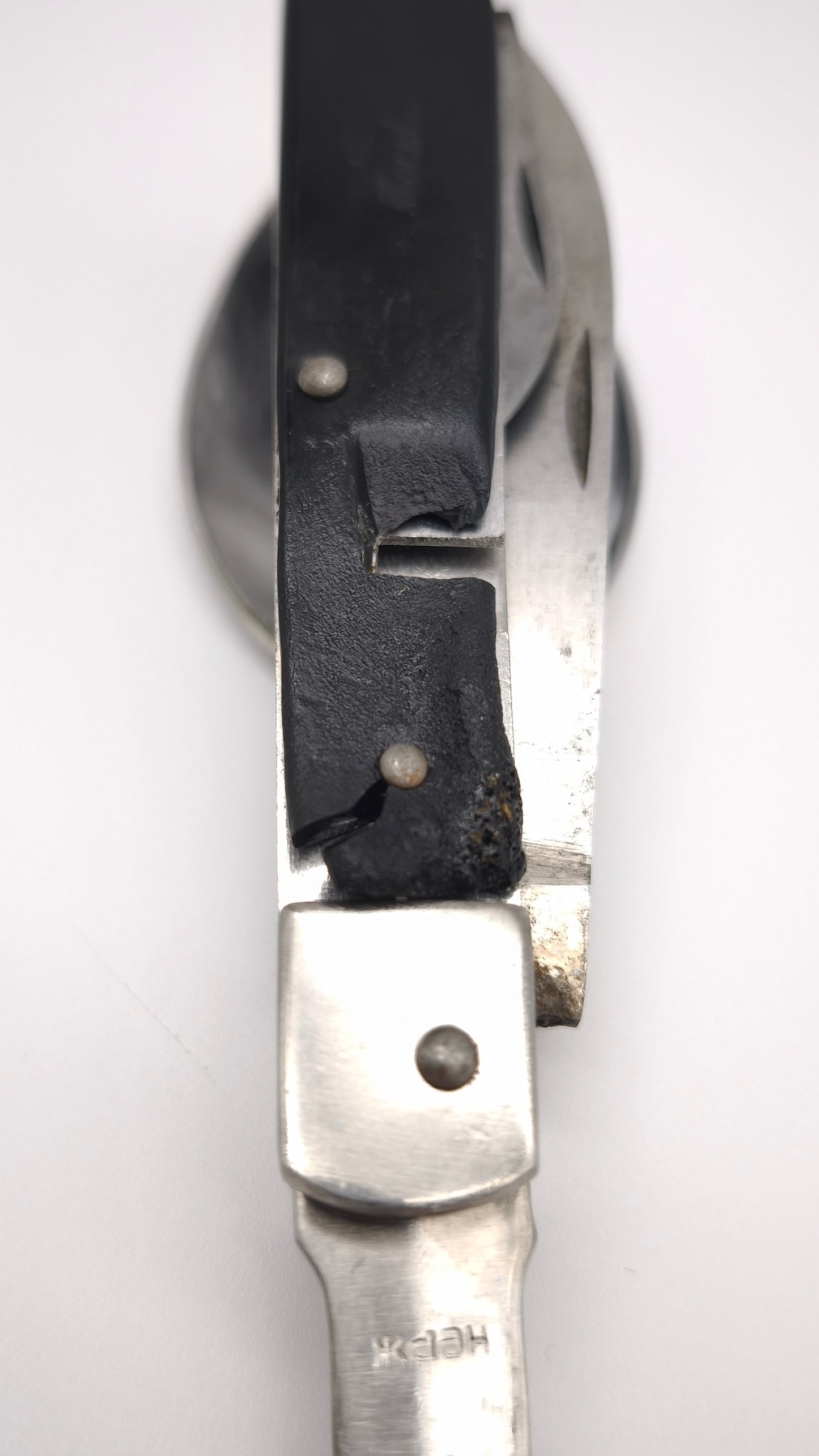 92249 Coltello multiuso militare
