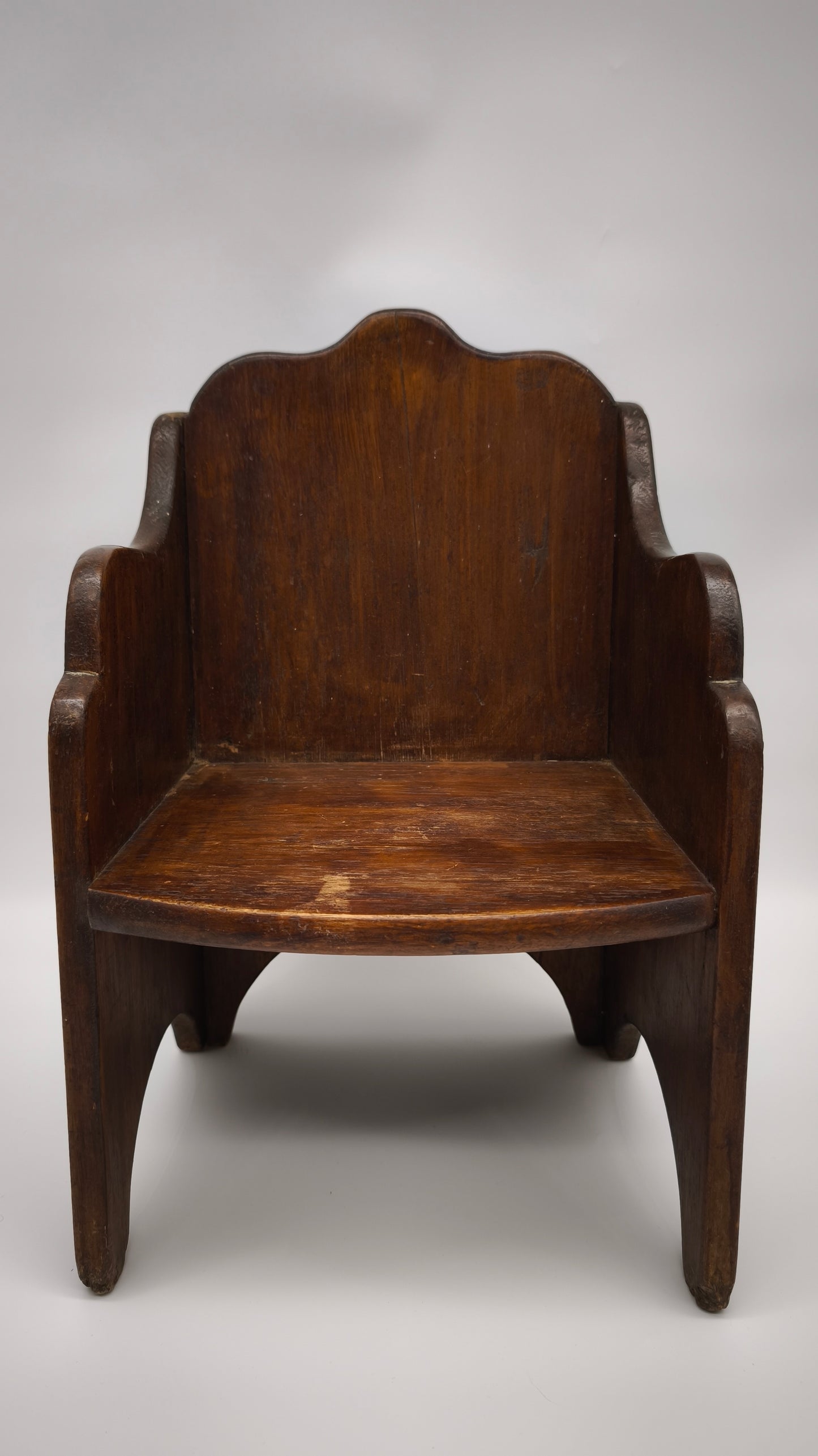 92236 Piccola sedia in legno