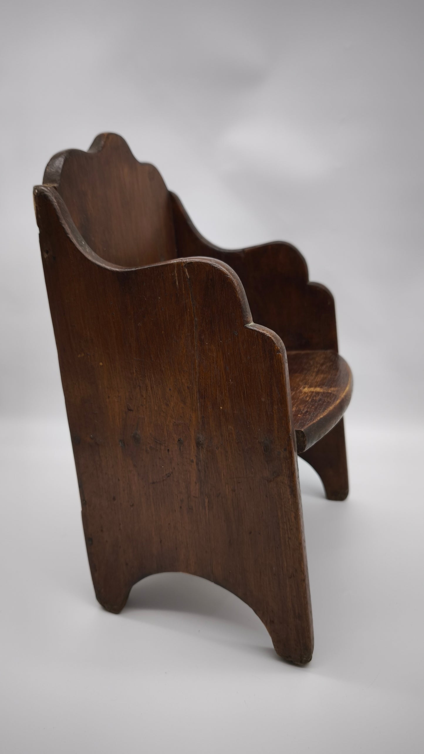 92236 Piccola sedia in legno