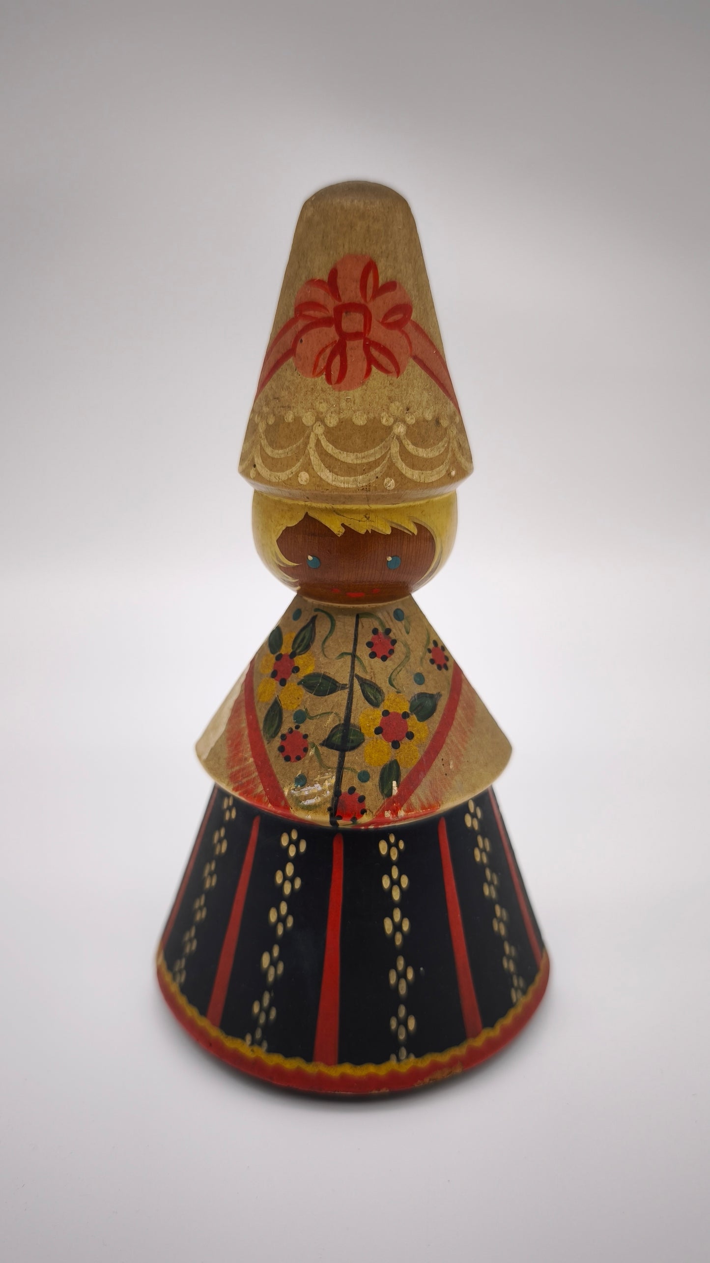 91330 Bambolina russa in legno Salvofolk (bionda)