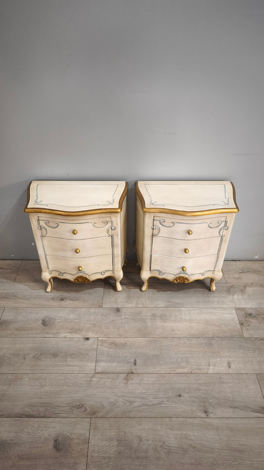 92312 Coppia di comodini stile veneziano