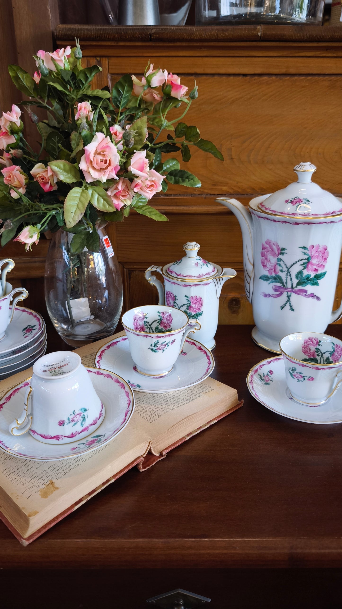 92314 Servizio da caffè per 8 persone Limoges L. Bernardaud 'Les deux roses'
