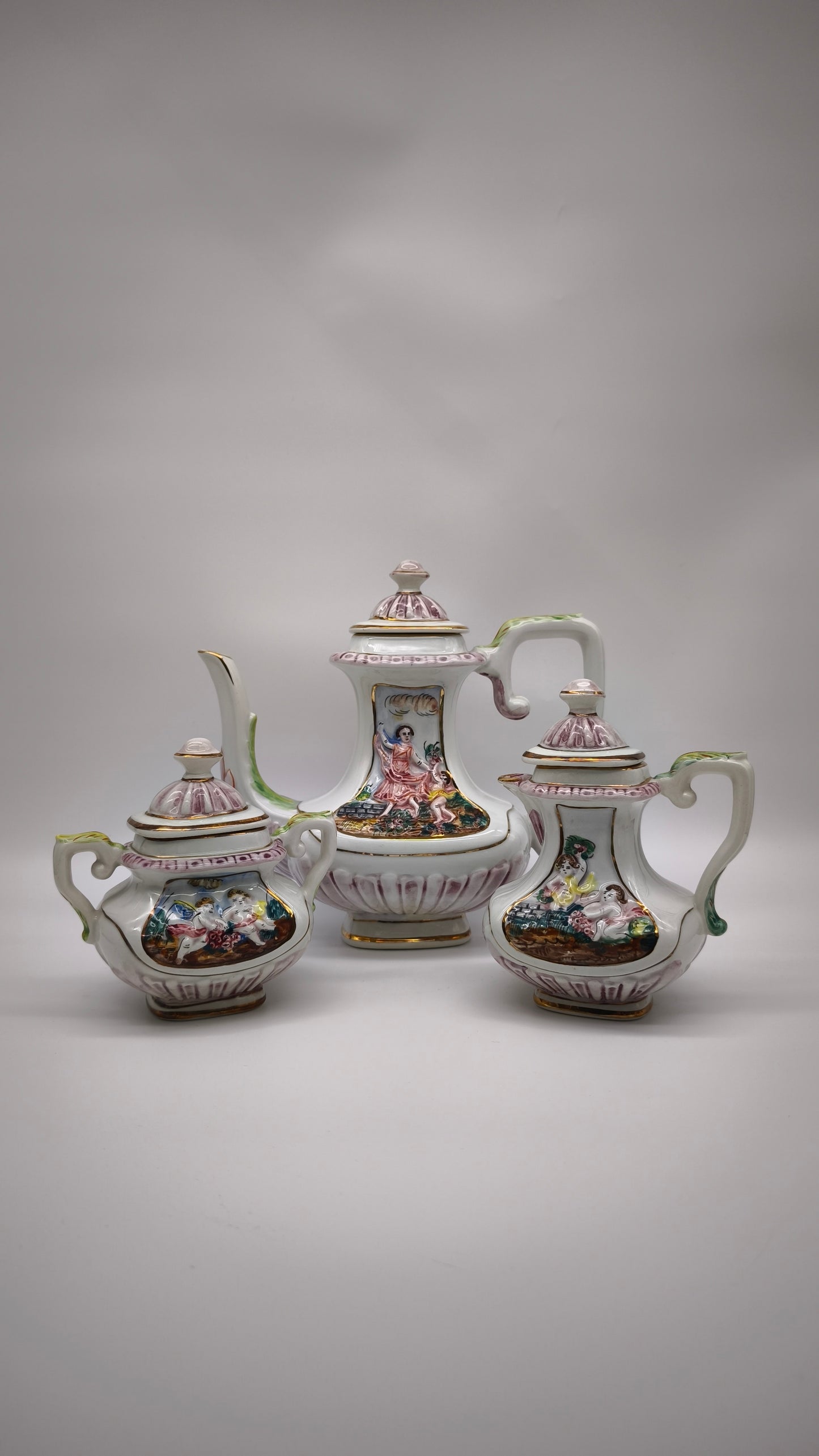 92313 Servizio da caffè per 6 persone in ceramica Capodimonte