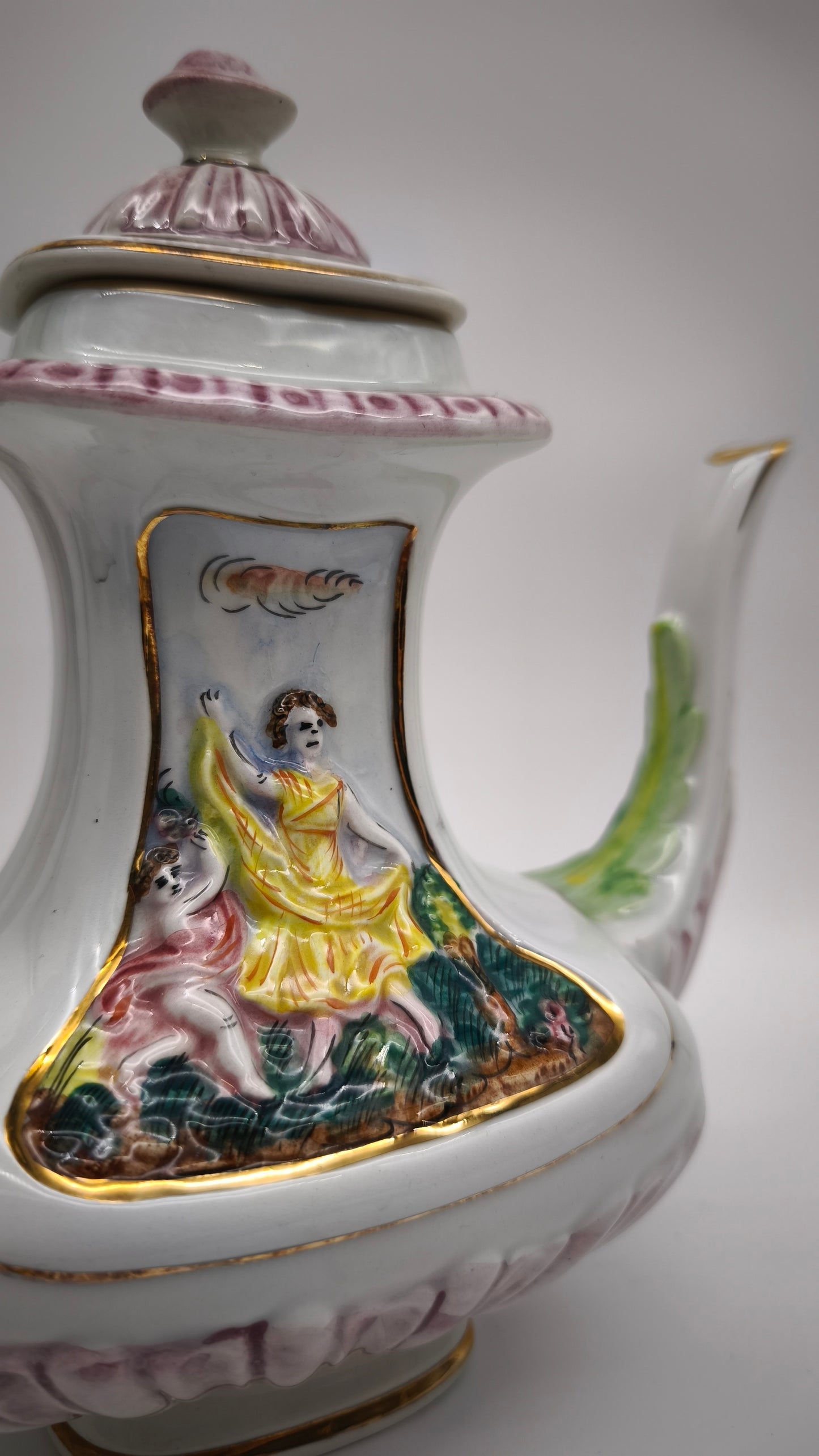 92313 Servizio da caffè per 6 persone in ceramica Capodimonte