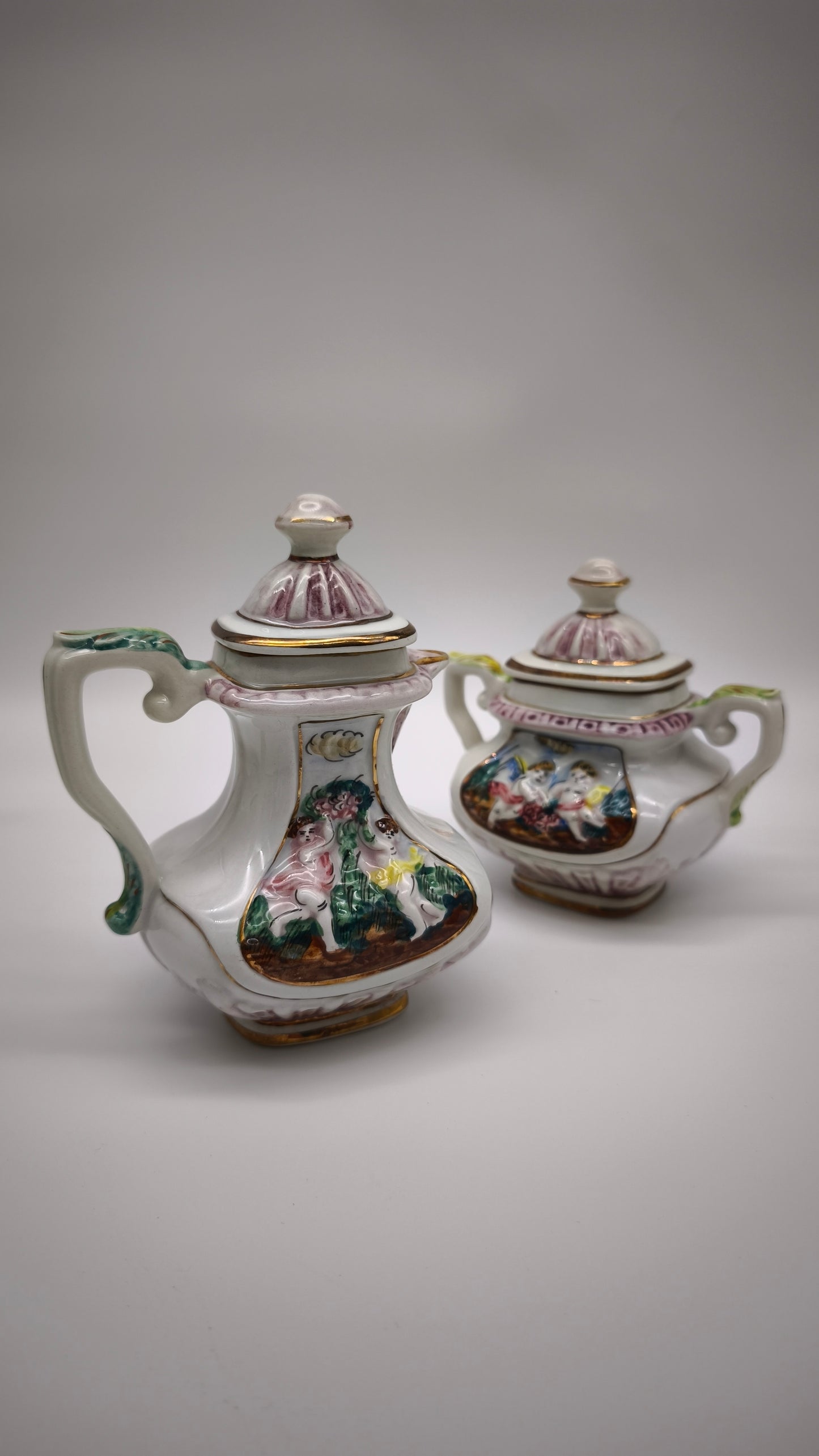 92313 Servizio da caffè per 6 persone in ceramica Capodimonte