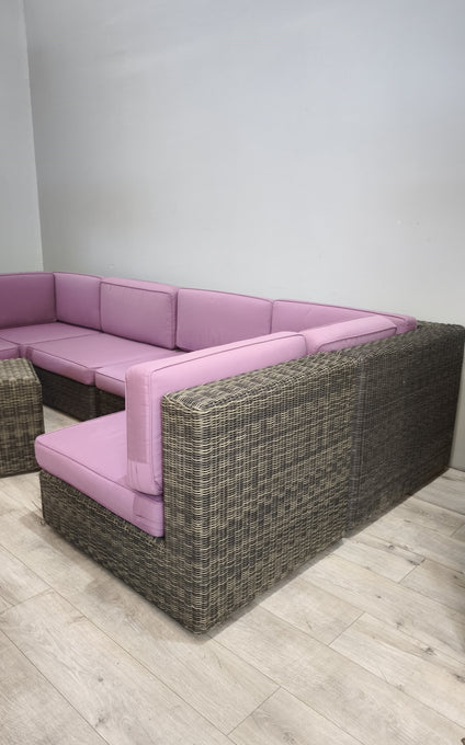 92365 Divano modulare Ethimo Cube con tavolo e pouf