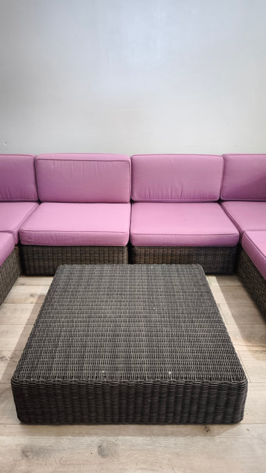 92365 Divano modulare Ethimo Cube con tavolo e pouf