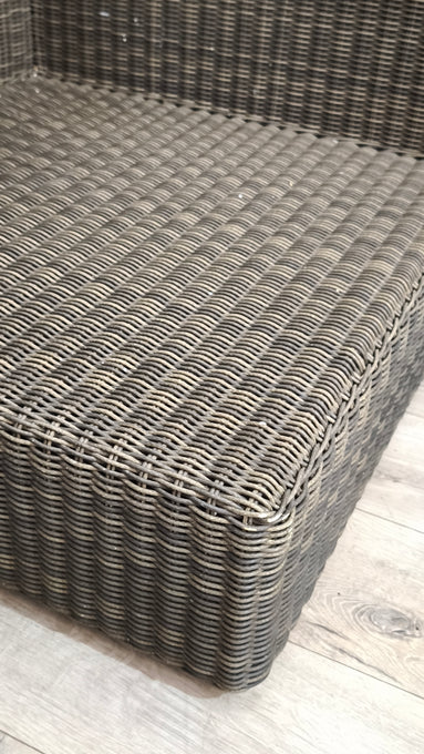 92365 Divano modulare Ethimo Cube con tavolo e pouf