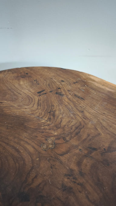 92368 Tavolo da salotto in legno con piano ovale