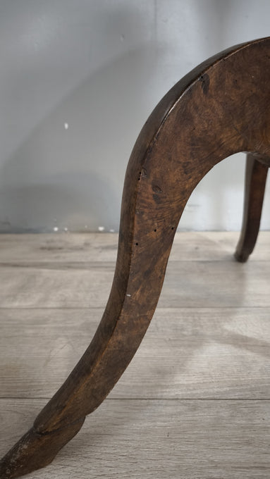 92368 Tavolo da salotto in legno con piano ovale