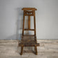 92370 Coppia di antiche sedie basse rustiche marchiate "Chen Kaizong" (Stile Wabi-Sabi)