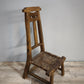 92370 Coppia di antiche sedie basse rustiche marchiate "Chen Kaizong" (Stile Wabi-Sabi)