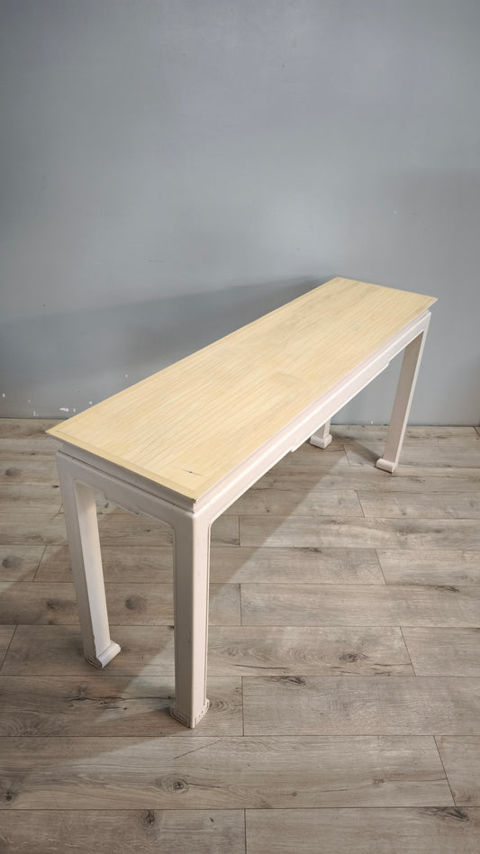 92374 Console orientale con base bianca e piano in legno