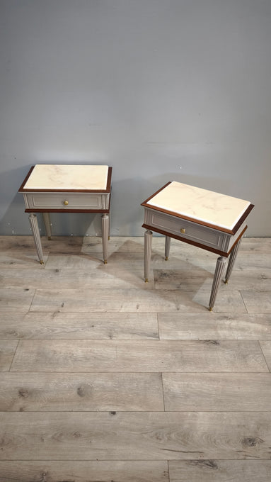 92377 Coppia di comodini in legno dipinti grigi con piano in marmo
