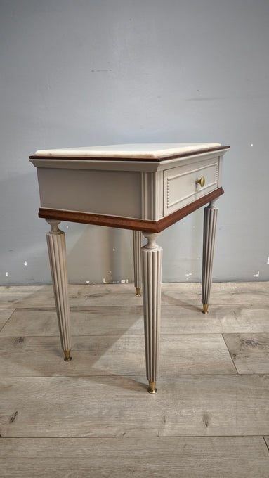 92377 Coppia di comodini in legno dipinti grigi con piano in marmo