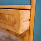 92381 Highboard in legno con sportelli dipinti e pomelli in vetro