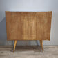 92381 Highboard in legno con sportelli dipinti e pomelli in vetro