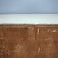 92381 Highboard in legno con sportelli dipinti e pomelli in vetro