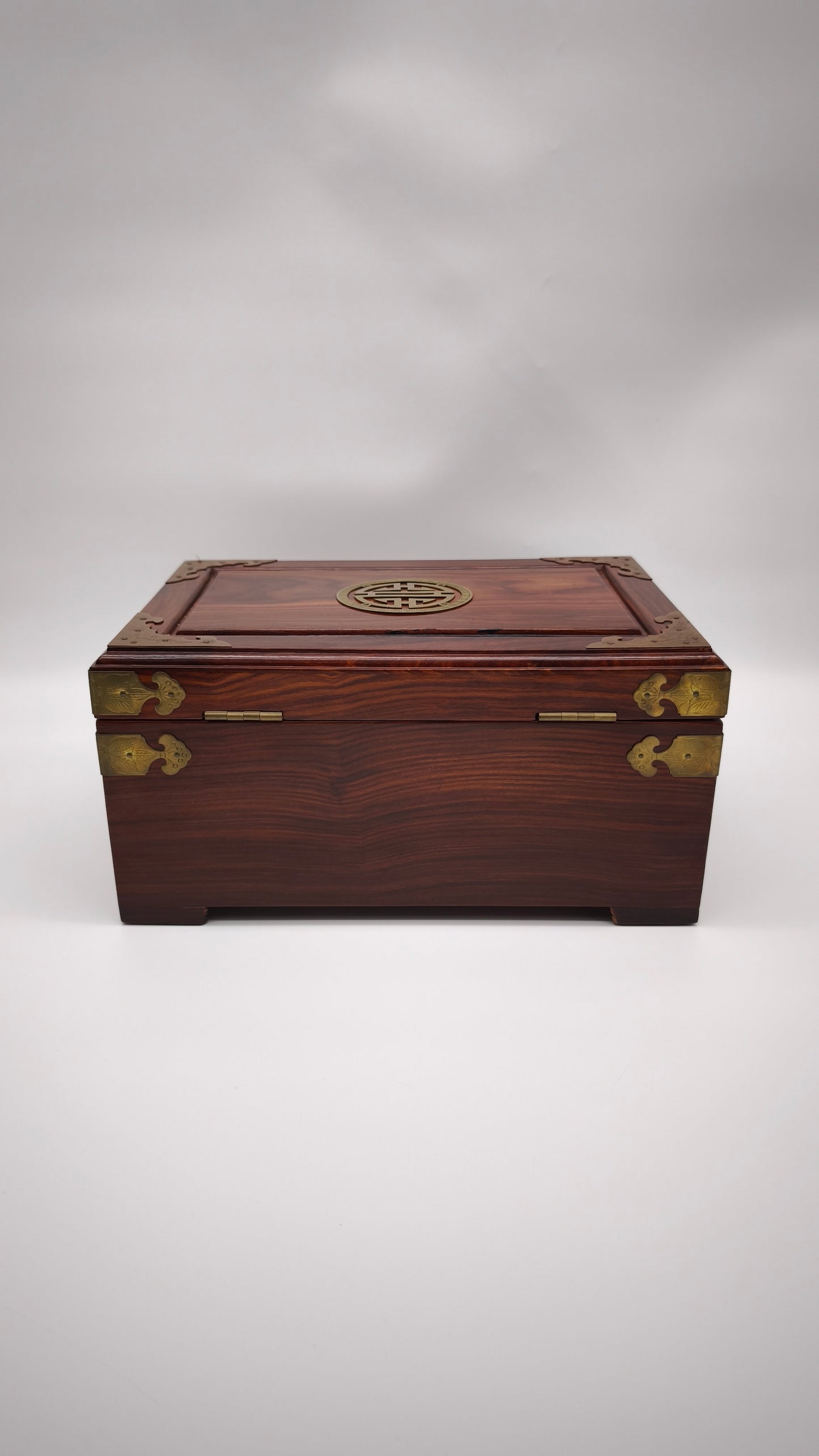 92371 Porta gioie cinese in legno con inserti in metallo