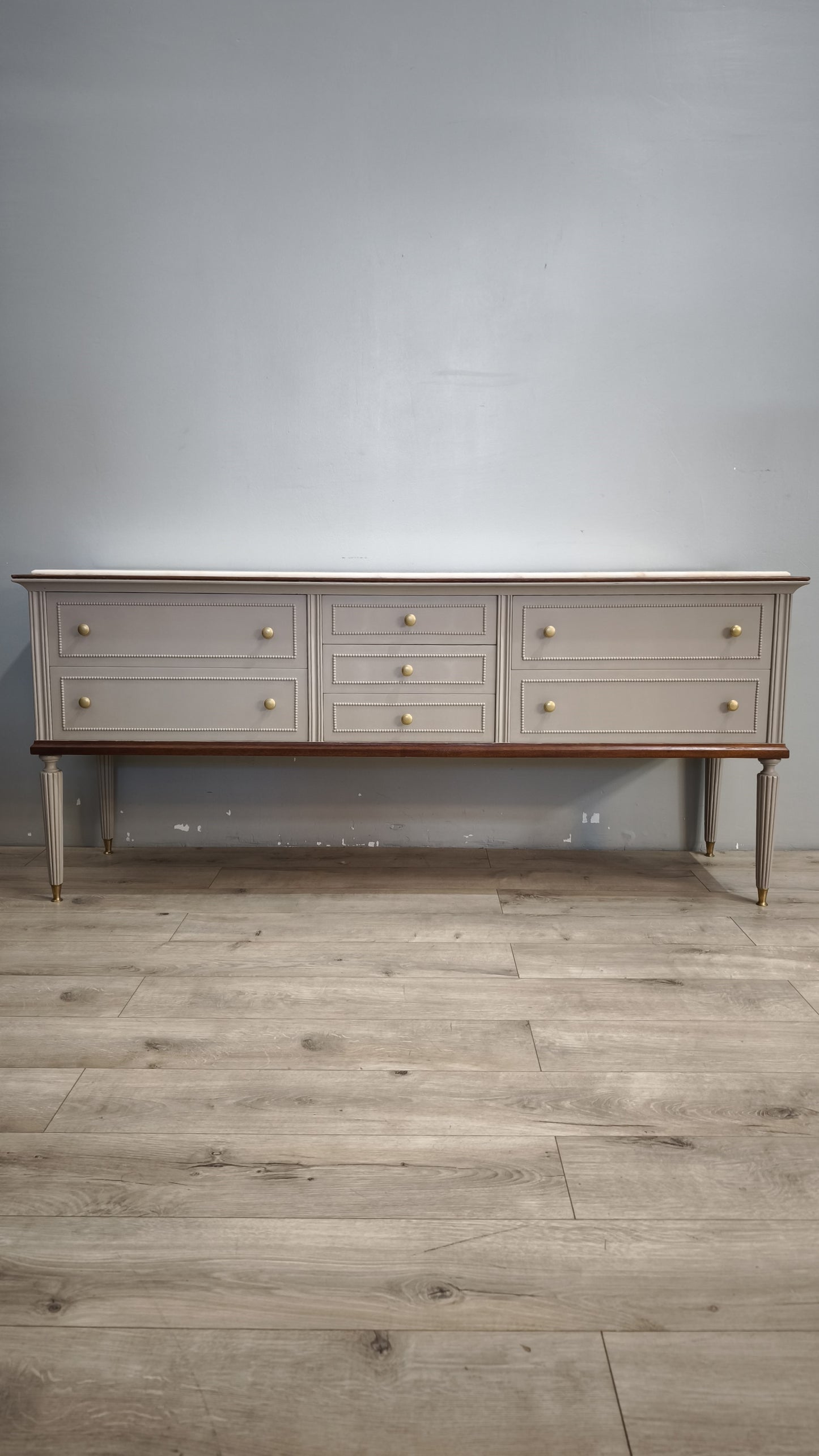 92378 Mobile comò in legno dipinto grigio con piano in marmo
