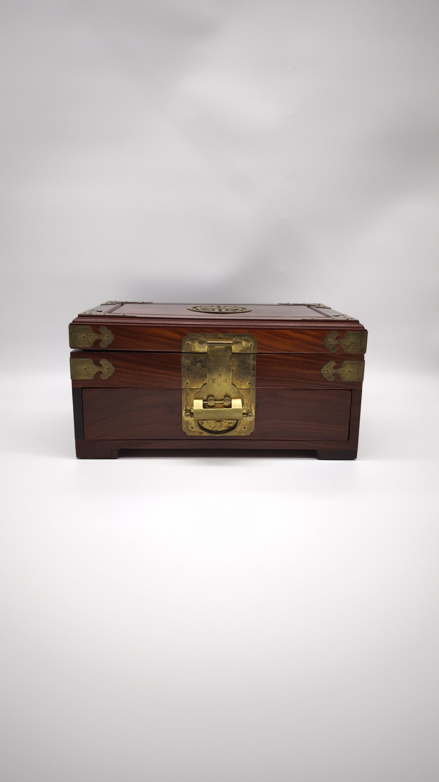 92371 Porta gioie cinese in legno con inserti in metallo