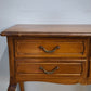 92450 Mobiletto in legno con gambe a sciabola e quattro cassetti