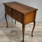 92450 Mobiletto in legno con gambe a sciabola e quattro cassetti