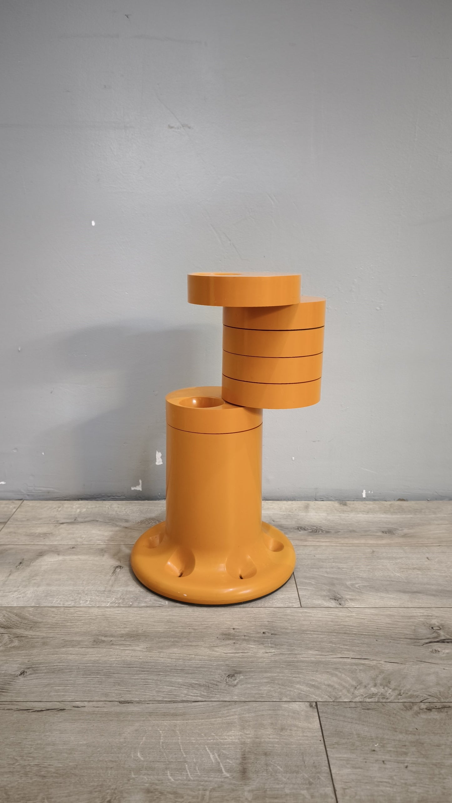 92423 Portaombrelli PLUVIUM, Anonima Castelli, design Giancarlo Piretti, anni '60, color arancio