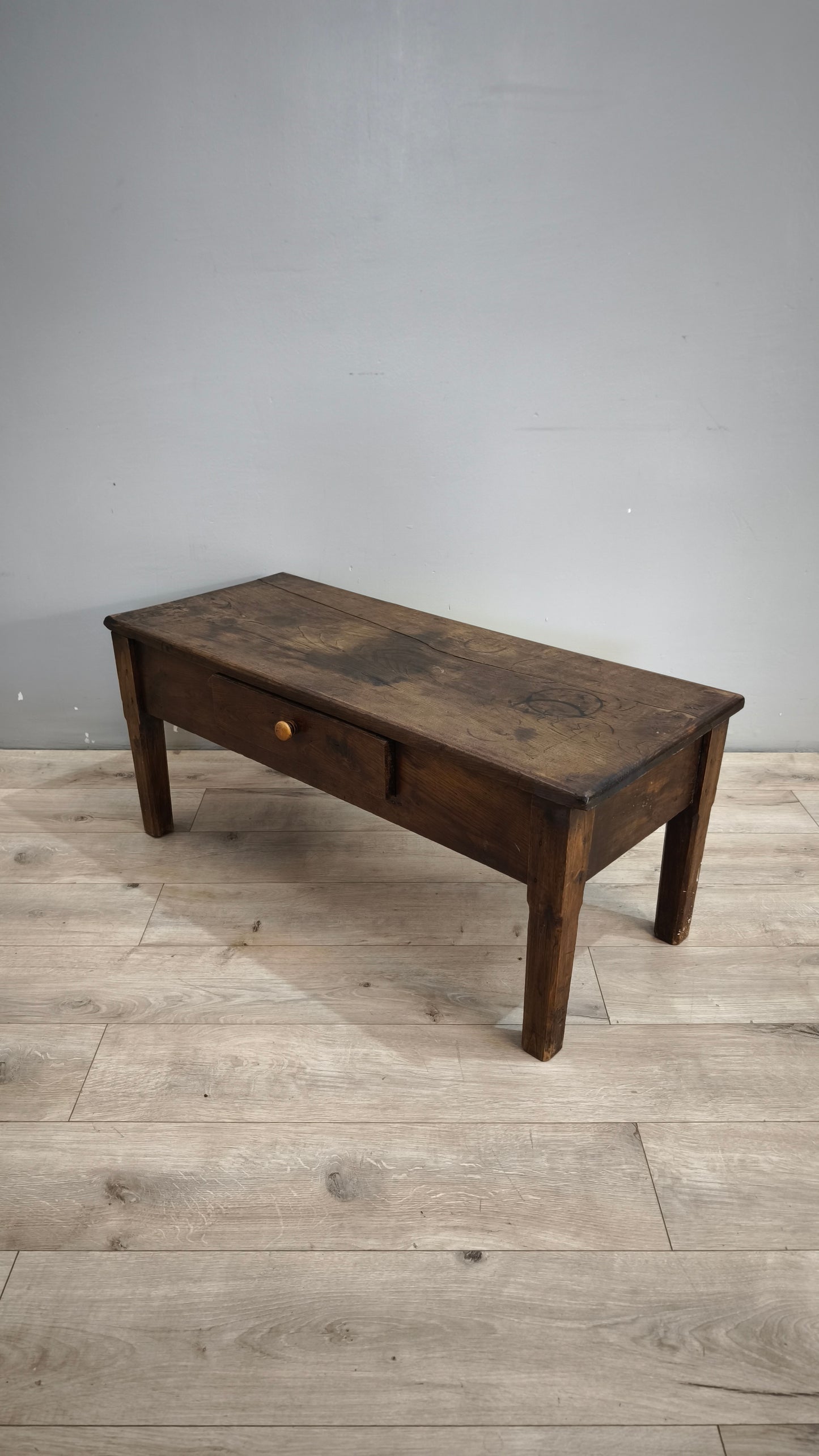 92478 Tavolino da salotto rustico in legno massello