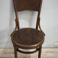 92481 Set n 4 sedie stile Thonet in legno di faggio incurvato con decorazioni in rilievo
