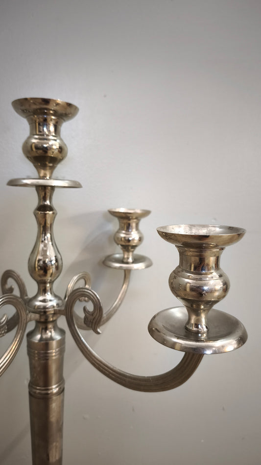92482 Grande candelabro in metallo con cinque punti luce