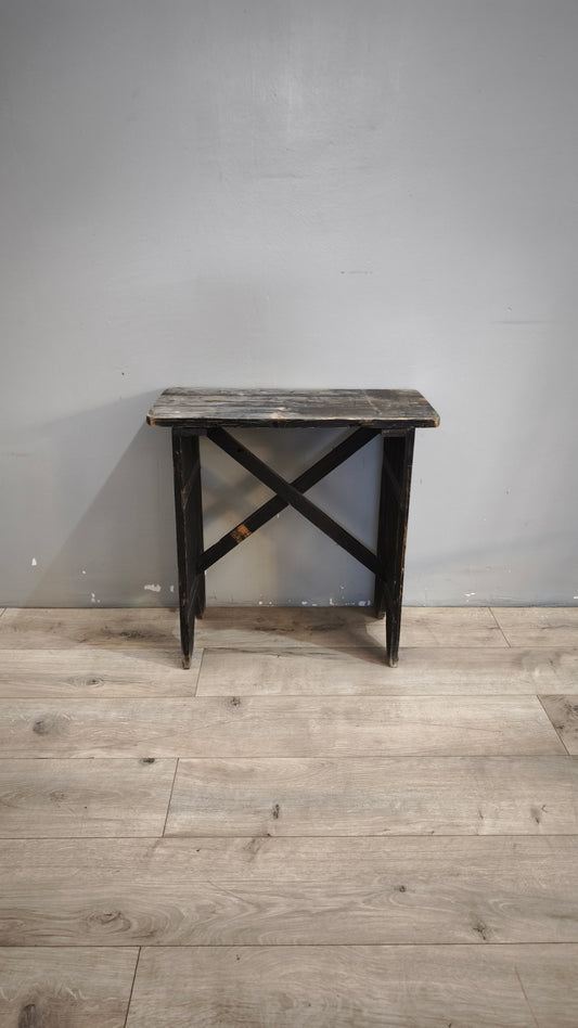 230 Panchetta in legno scuro